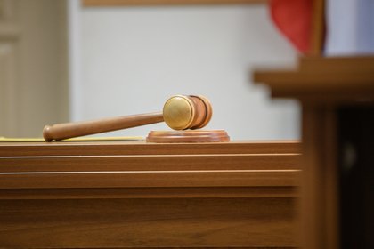 Убедивший блогера перестать критиковать власть российский чиновник получил штраф