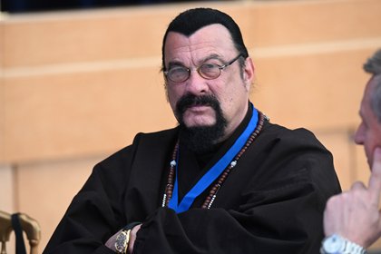 Стивен Сигал может стать актером бурятского сериала про Чингисхана